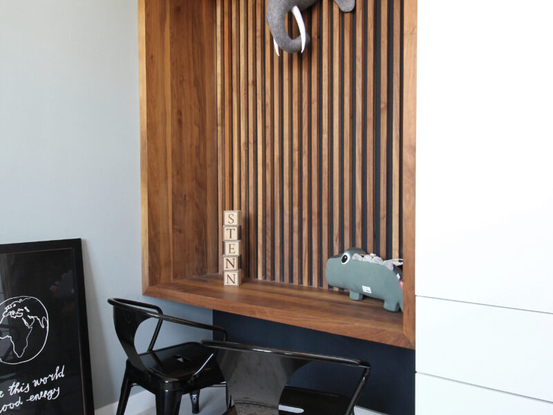 Nya Interieurontwerp | Project Delft – Sfeervolle en praktische meegroeikamer-16