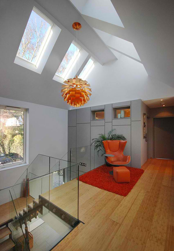 Merrodown: The Black Zinc House in England | Home Design Lover-22