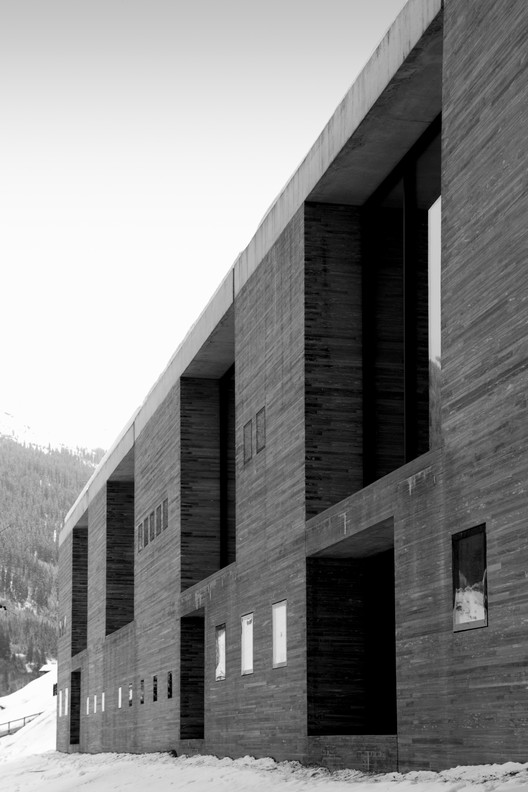 Peter Zumthor的Vals温泉浴场-35