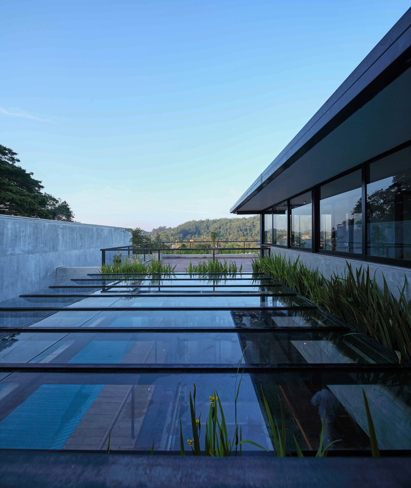 Nestled Hideaway Villa-26