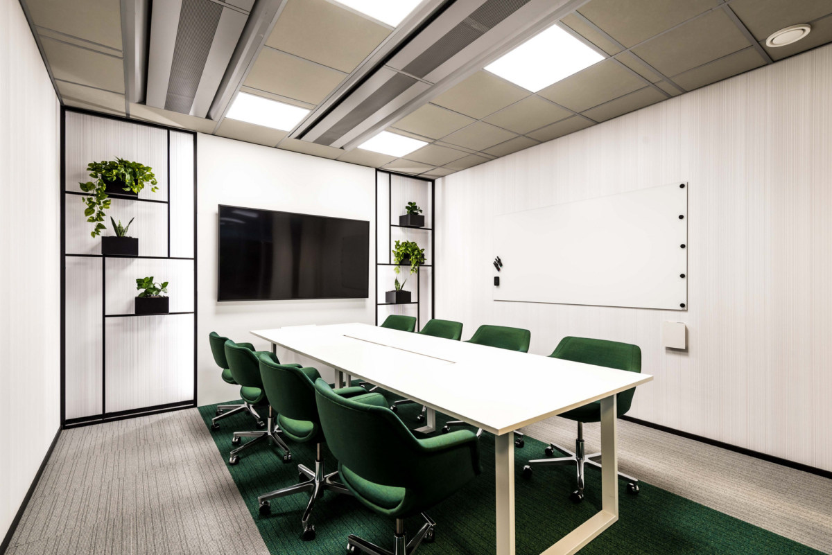 芬兰 Telko 办公室 - 工业风与自然的和谐结合-16