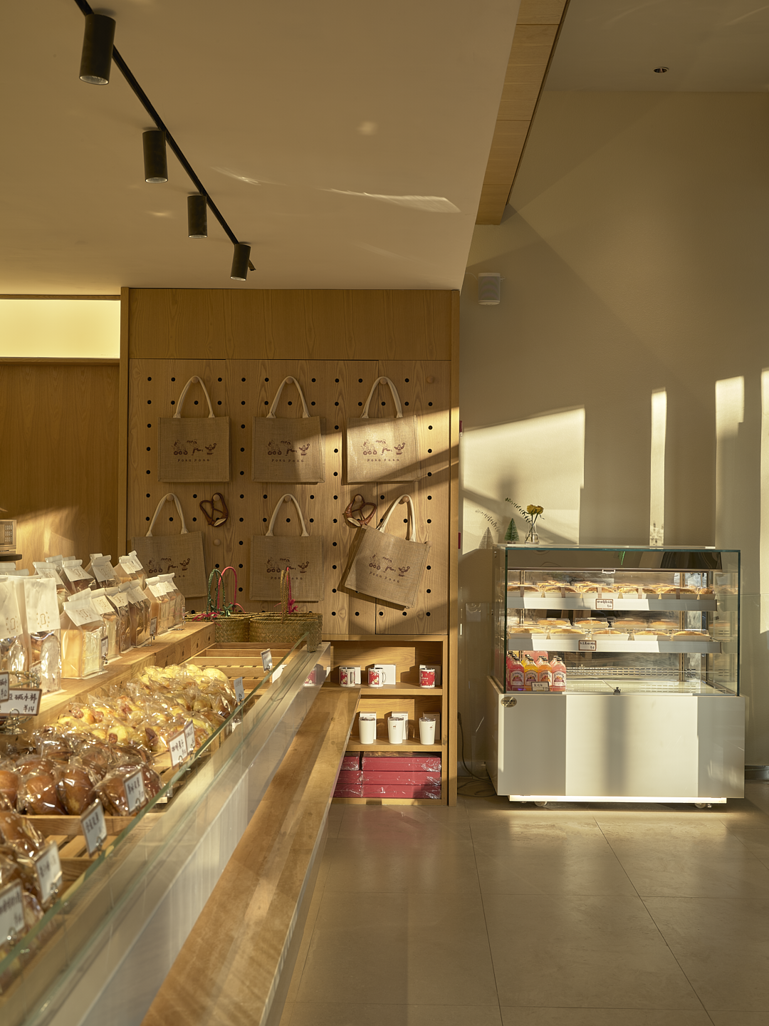 Poka Poka 面包便利二店设计丨不详-7