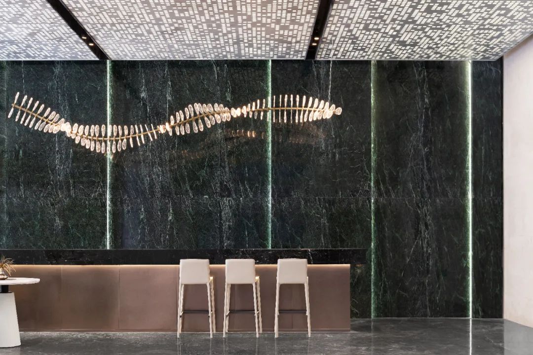 首发｜涵冰：无际，那是宛如瑰宝的海面｜中梁首府-30