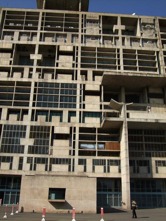 印度昌迪加尔秘书处大楼丨勒·柯布西耶（Le Corbusier）-23