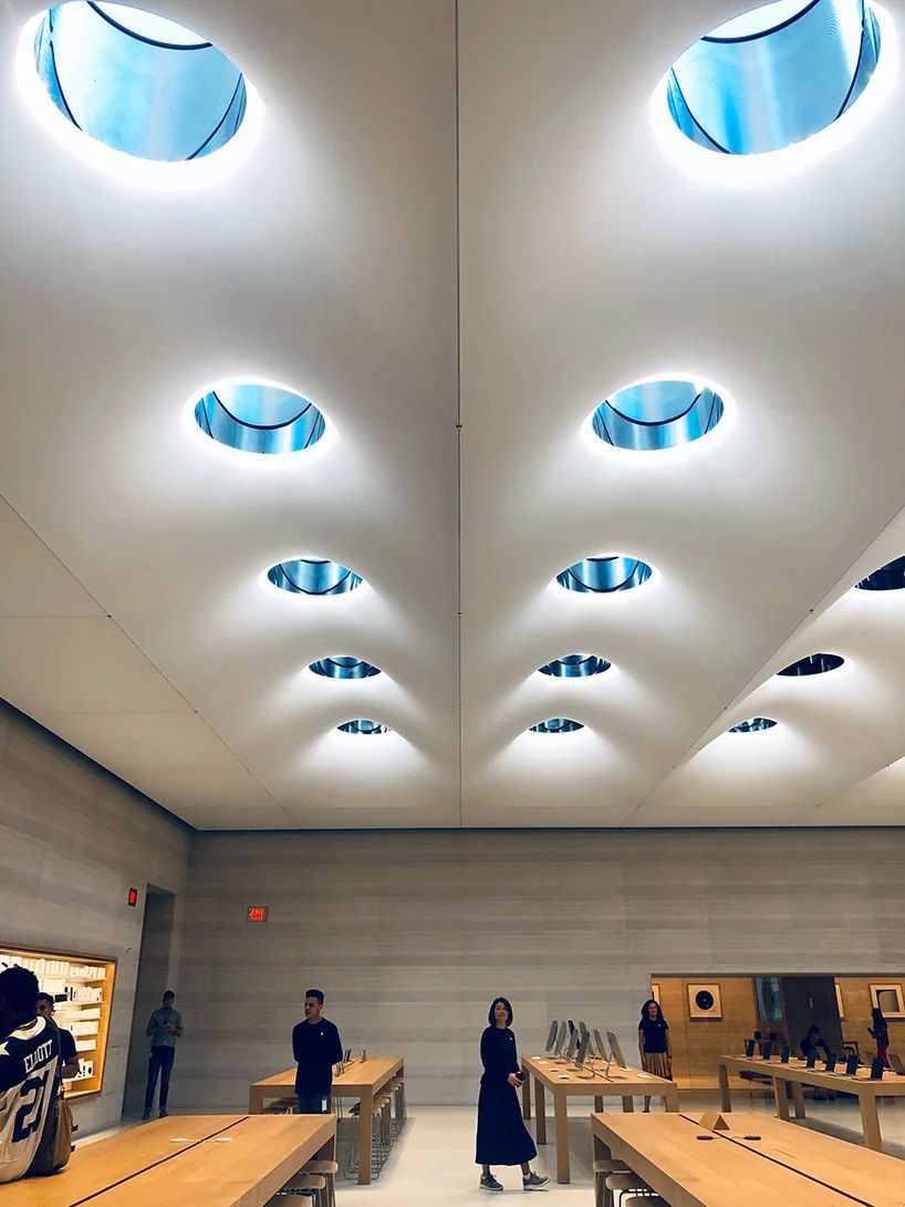 iPhone越来越"丑", 苹果店却越来越美-130