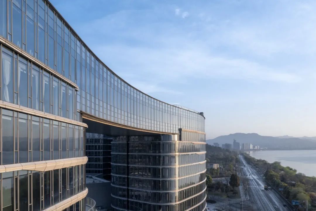 鹿山时代 · 山水意蕴的新城会客厅丨中国杭州丨goa大象设计-24