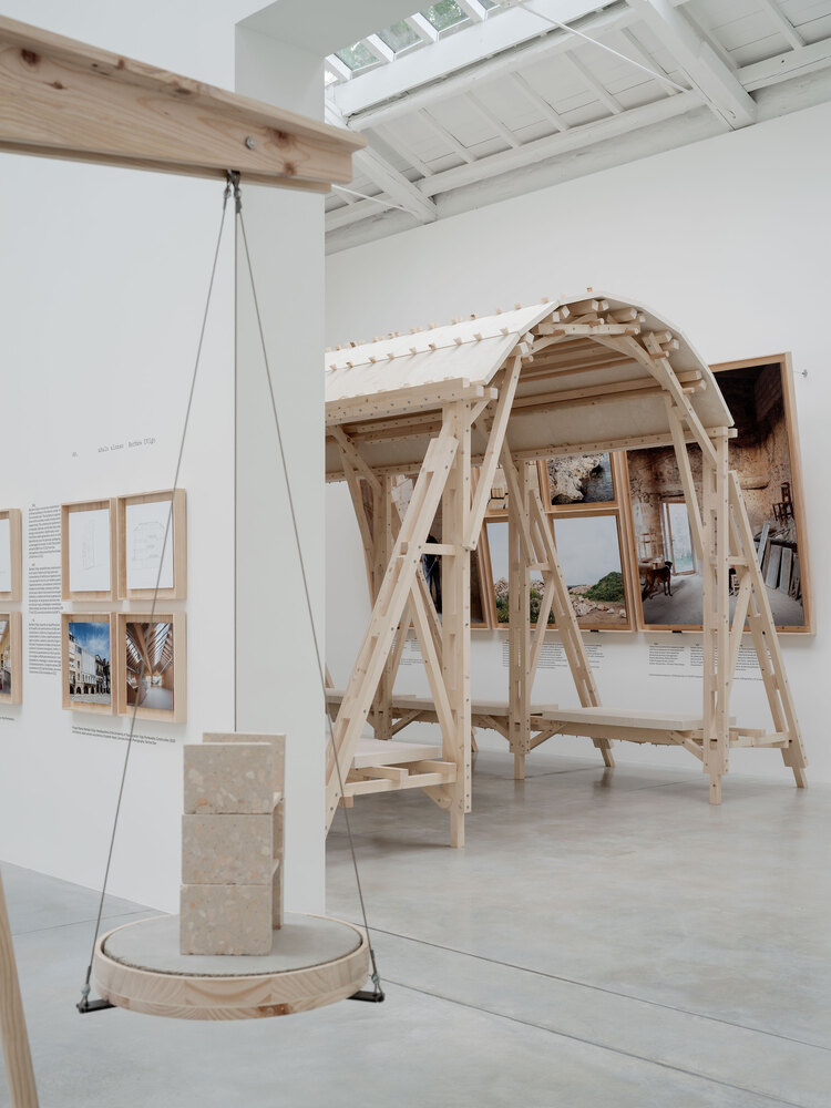 2025威尼斯建筑双年展西班牙馆“Internalities”展览丨法国尼斯-30