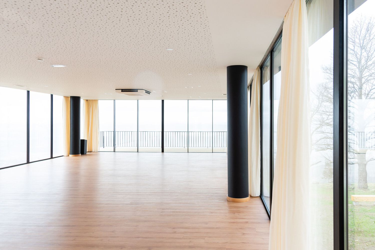 葡萄牙山脉中的和谐身心灵康养中心丨PLATAFORMArq-65