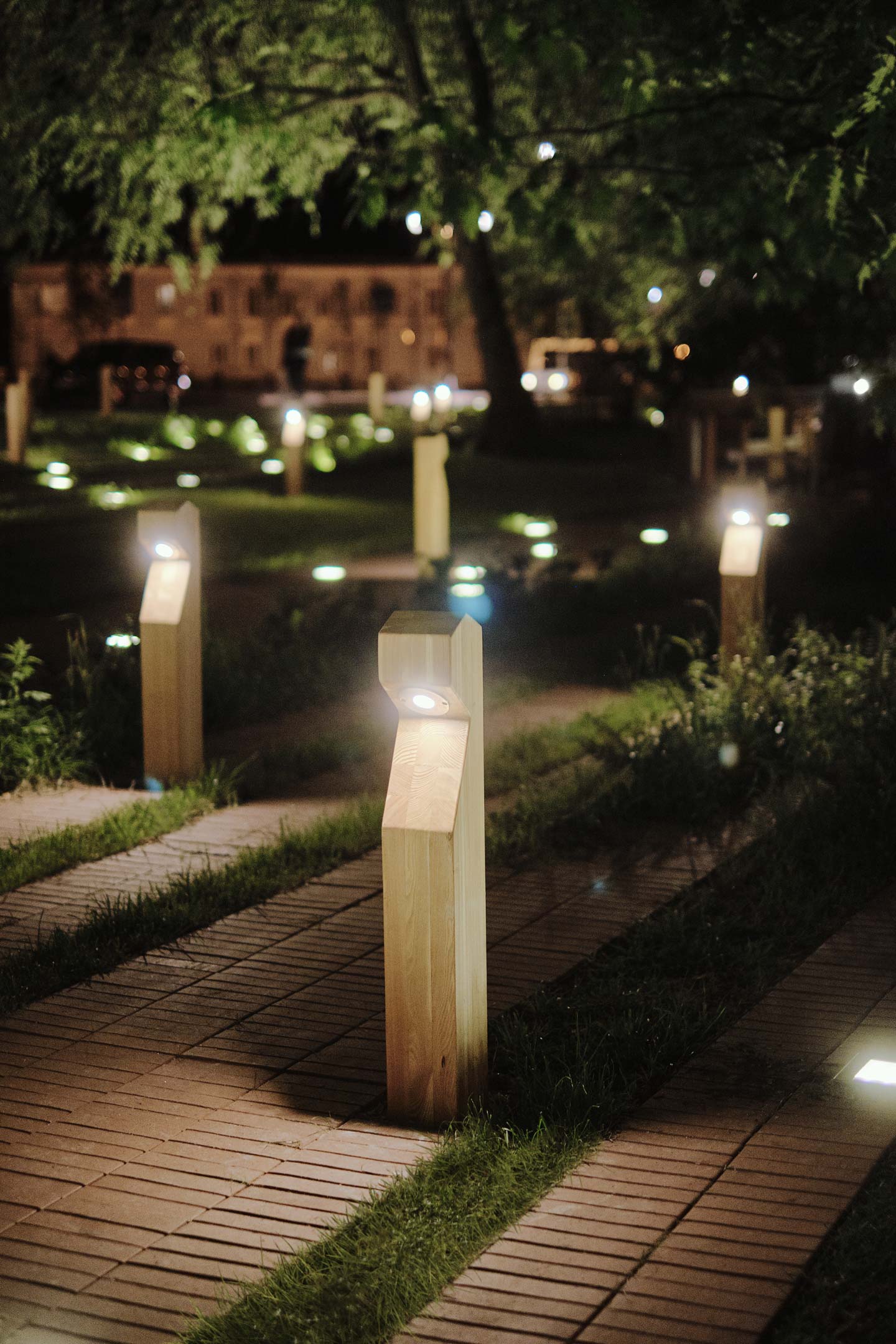 科洛姆纳克里姆林宫城墙下的“闪亮”广场丨俄罗斯丨abbasis-19