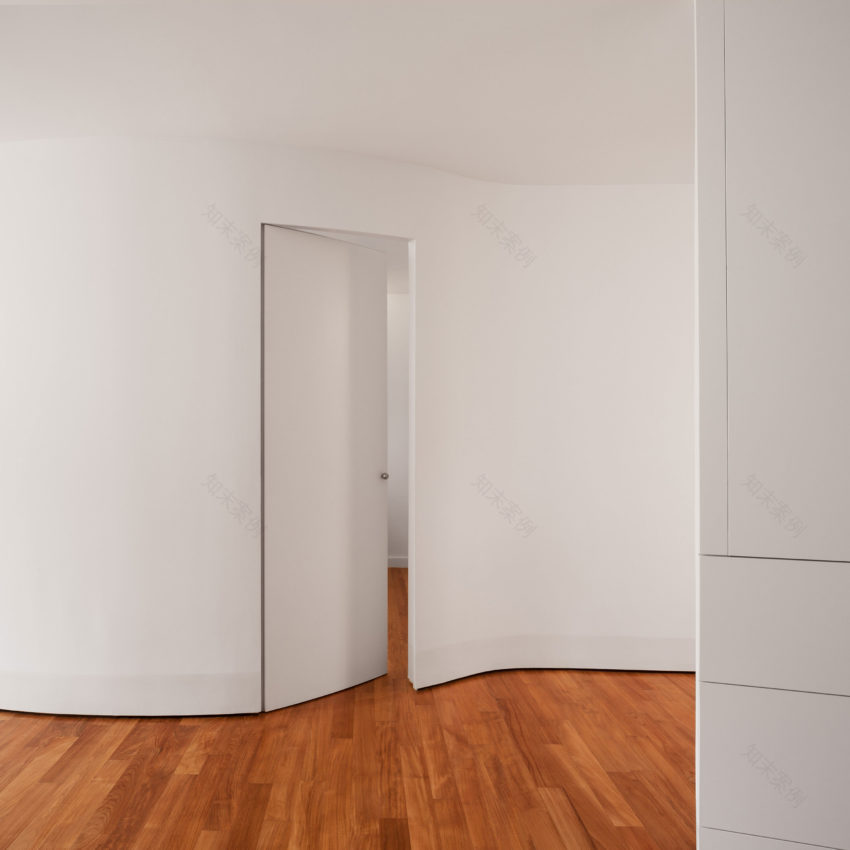 伦敦航海家庭梦幻之家 | 波浪墙与天窗的艺术-24