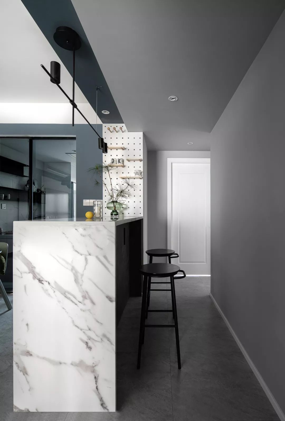 85㎡水电云立方套三双卫,绿色艺术空间的焕新设计-38