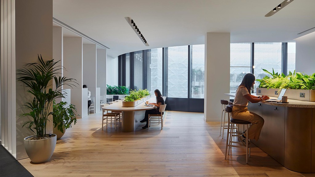 利物浦街 100 号的楼层-2