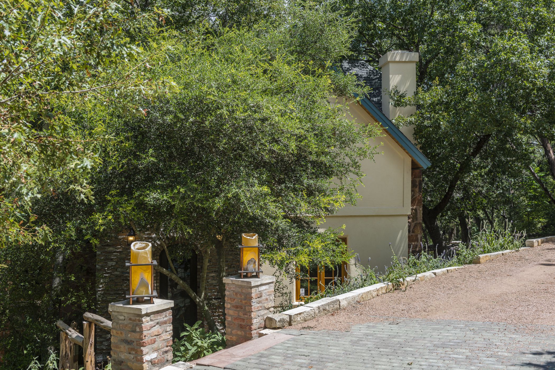 The High Road | Elliot Johnson, AIA-24