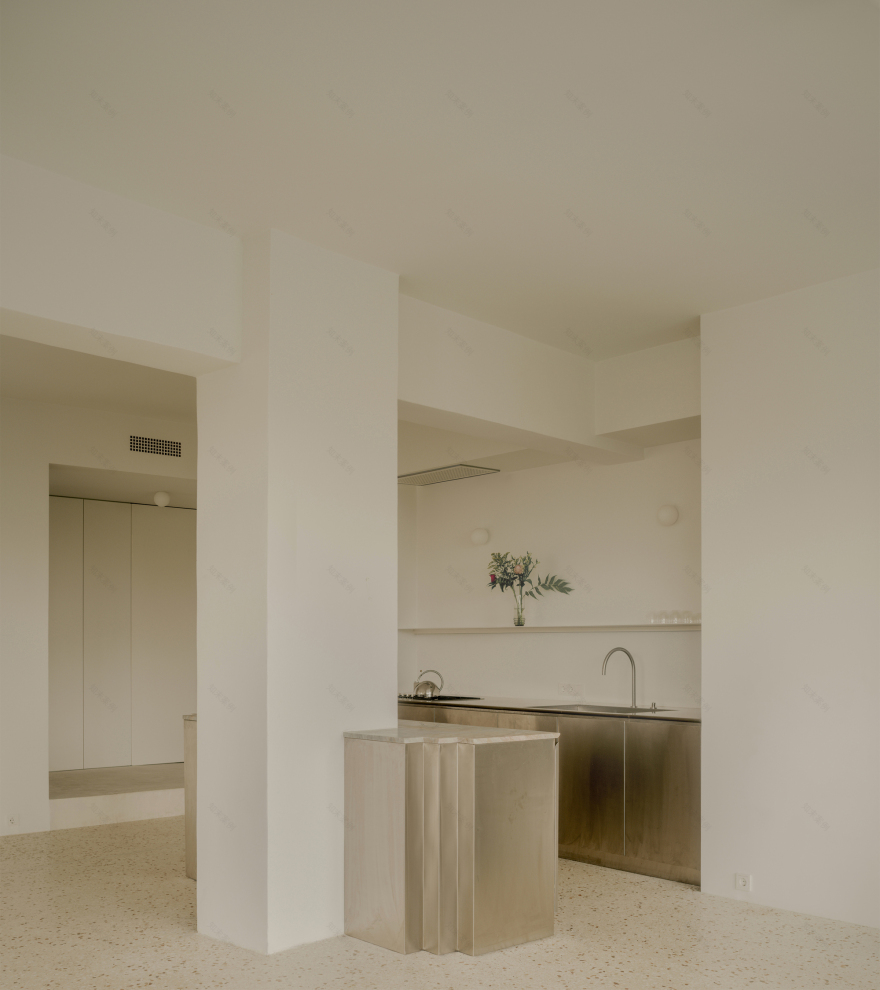 Astral Weeks Flat and Exhibition Space / Oblique-11