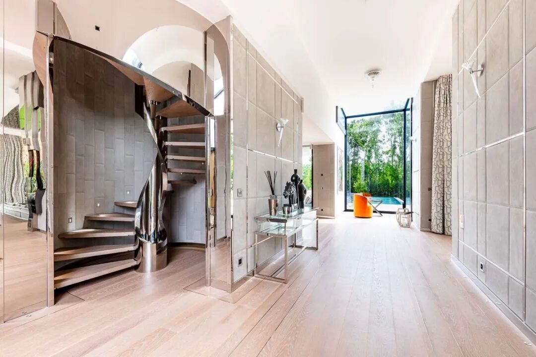 日内瓦湖畔的奢华瑞士别墅-19