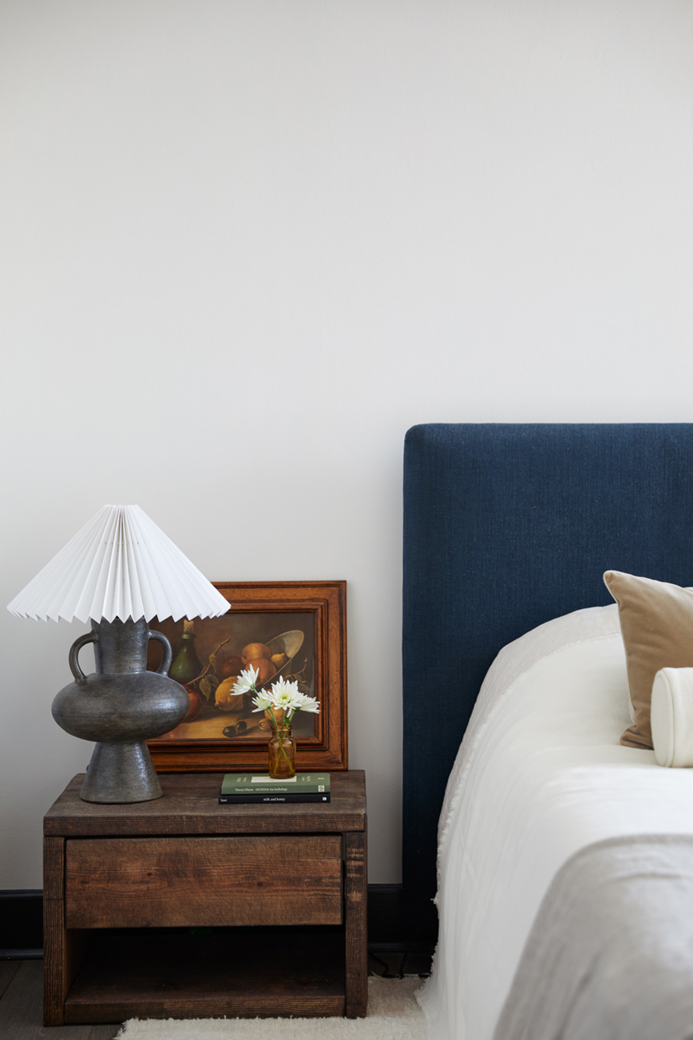 伦敦旧仓库改造的带砖砌墙与柔和装饰的阁楼丨英国伦敦-16