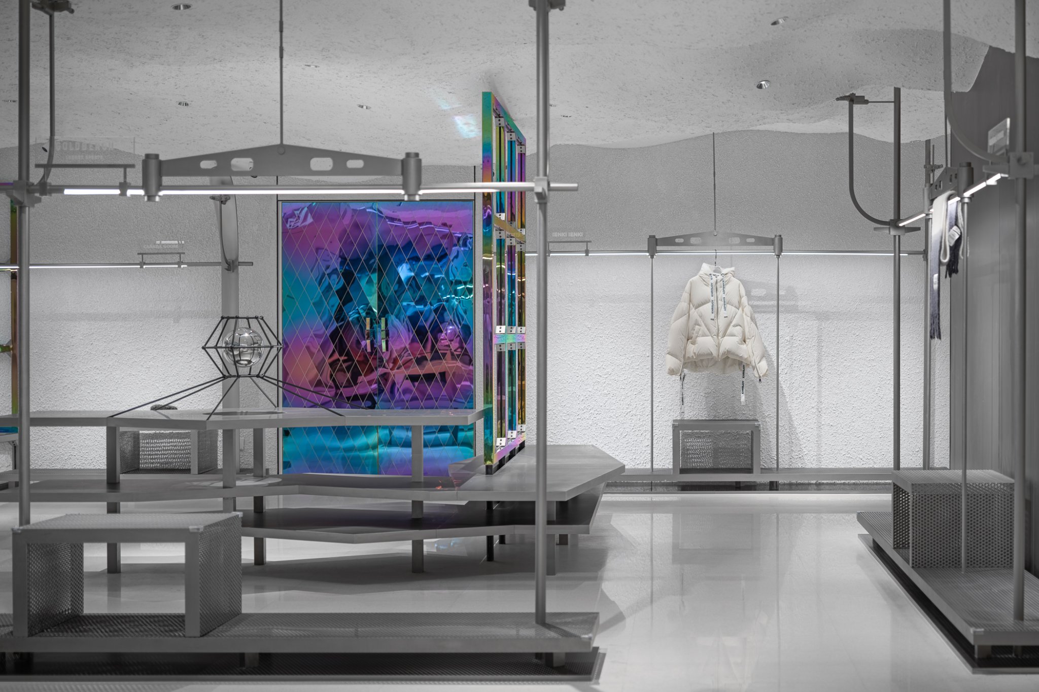 雪域幻境 · 户外购物店的创新设计-9