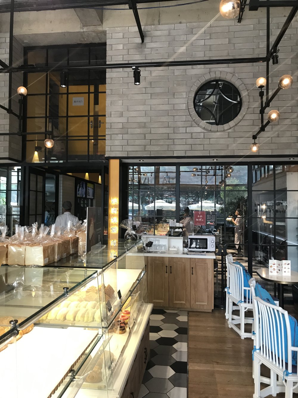 北京牛角村面包店-7