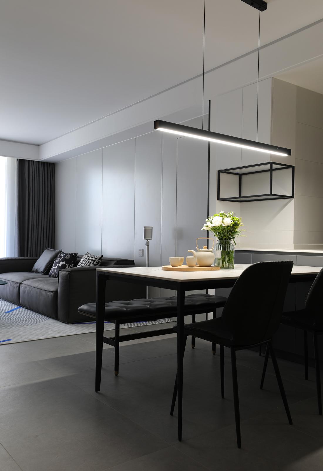 黑白灰简约家-29