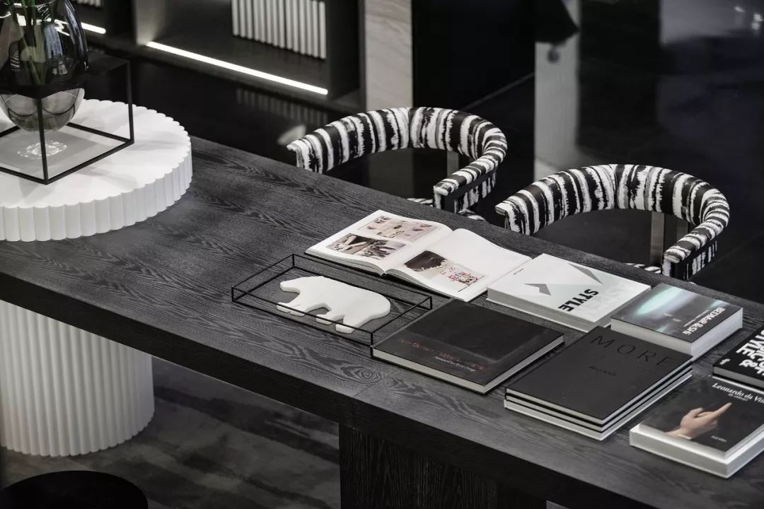 西安曲江池畔的优雅艺术生活馆-48