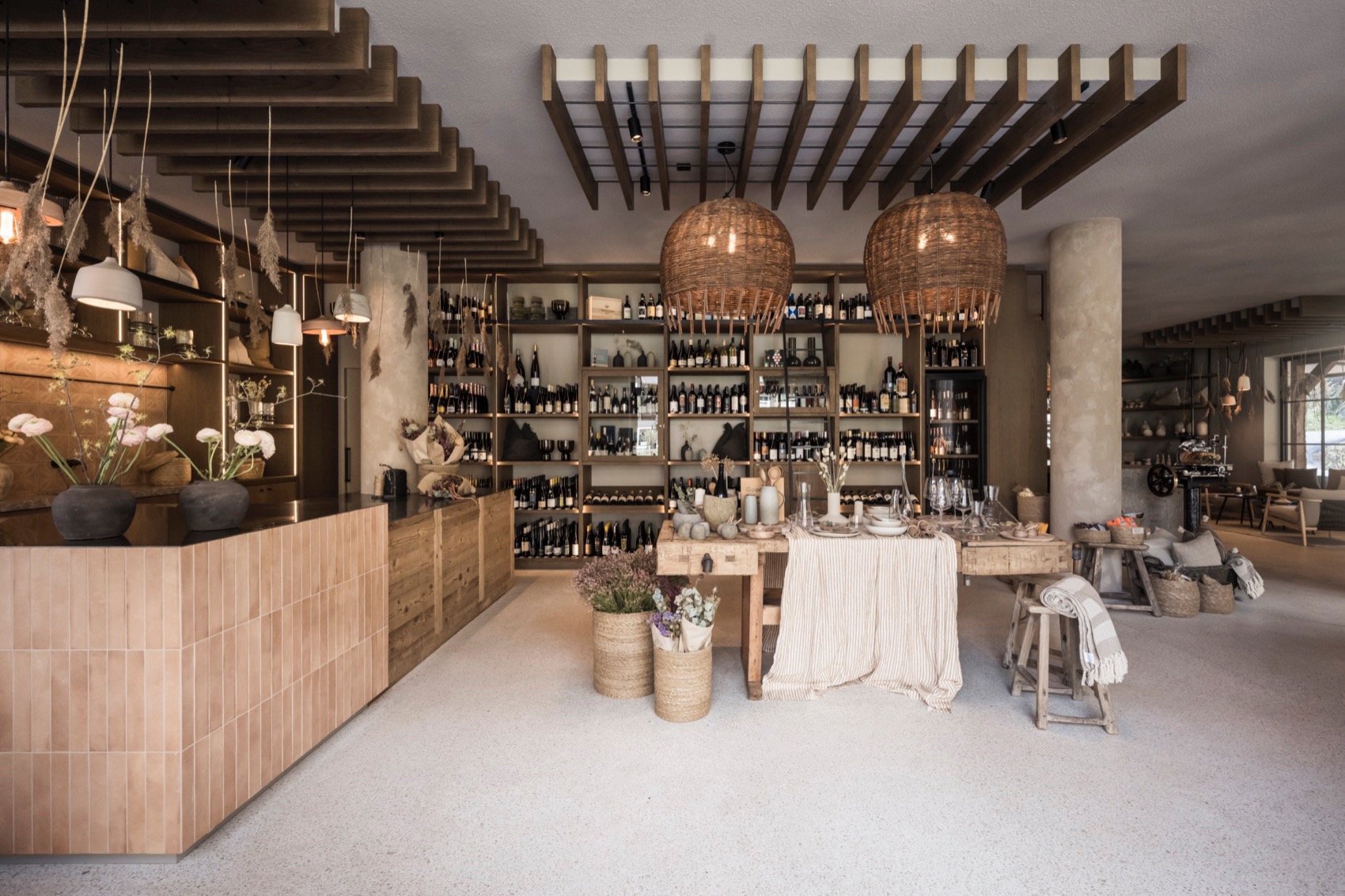 THE BARN酒店底层零售商店丨NOA-19