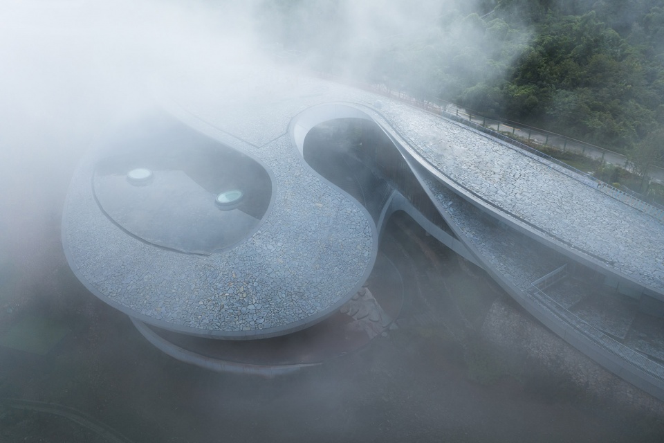 龙泉山镜高空平台丨中国成都丨BUZZ庄子玉工作室-42