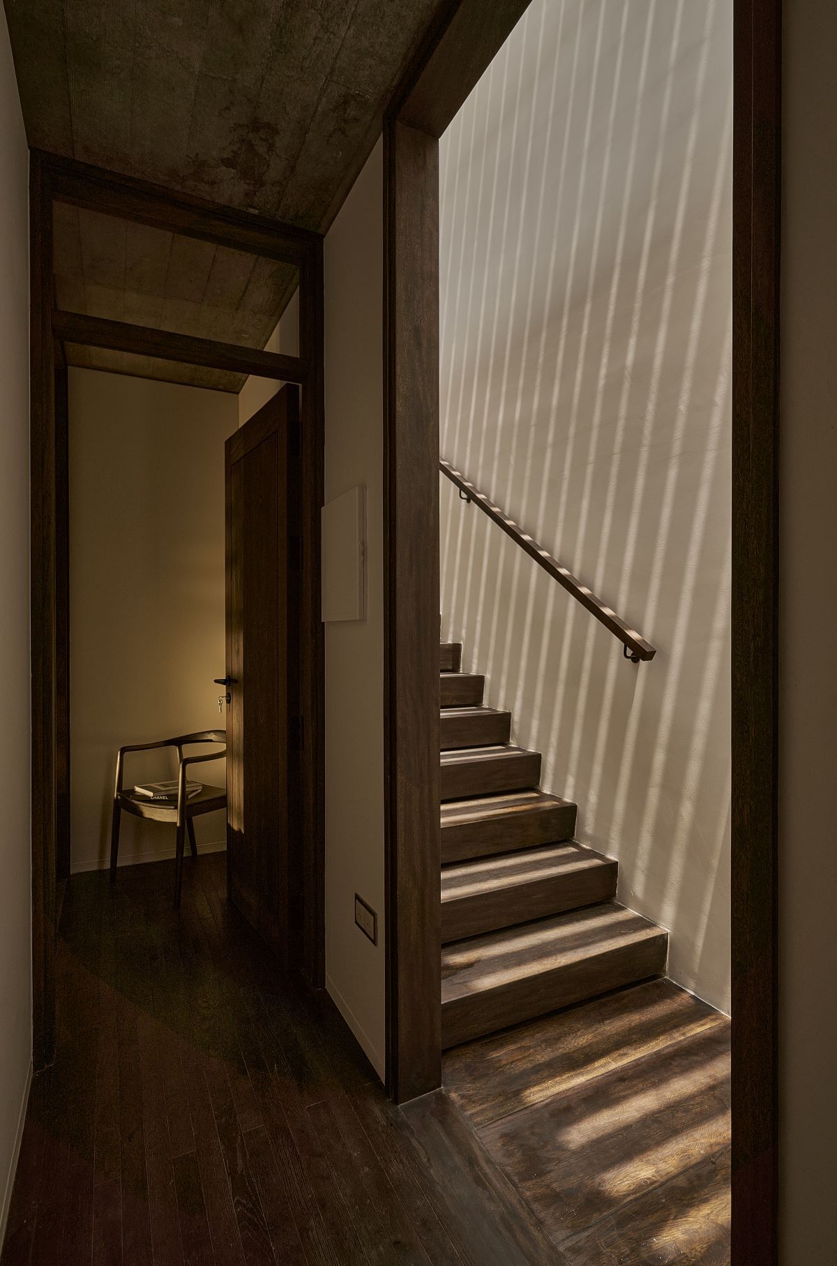 现代与传统共生，打造城市中的宁静绿洲-40