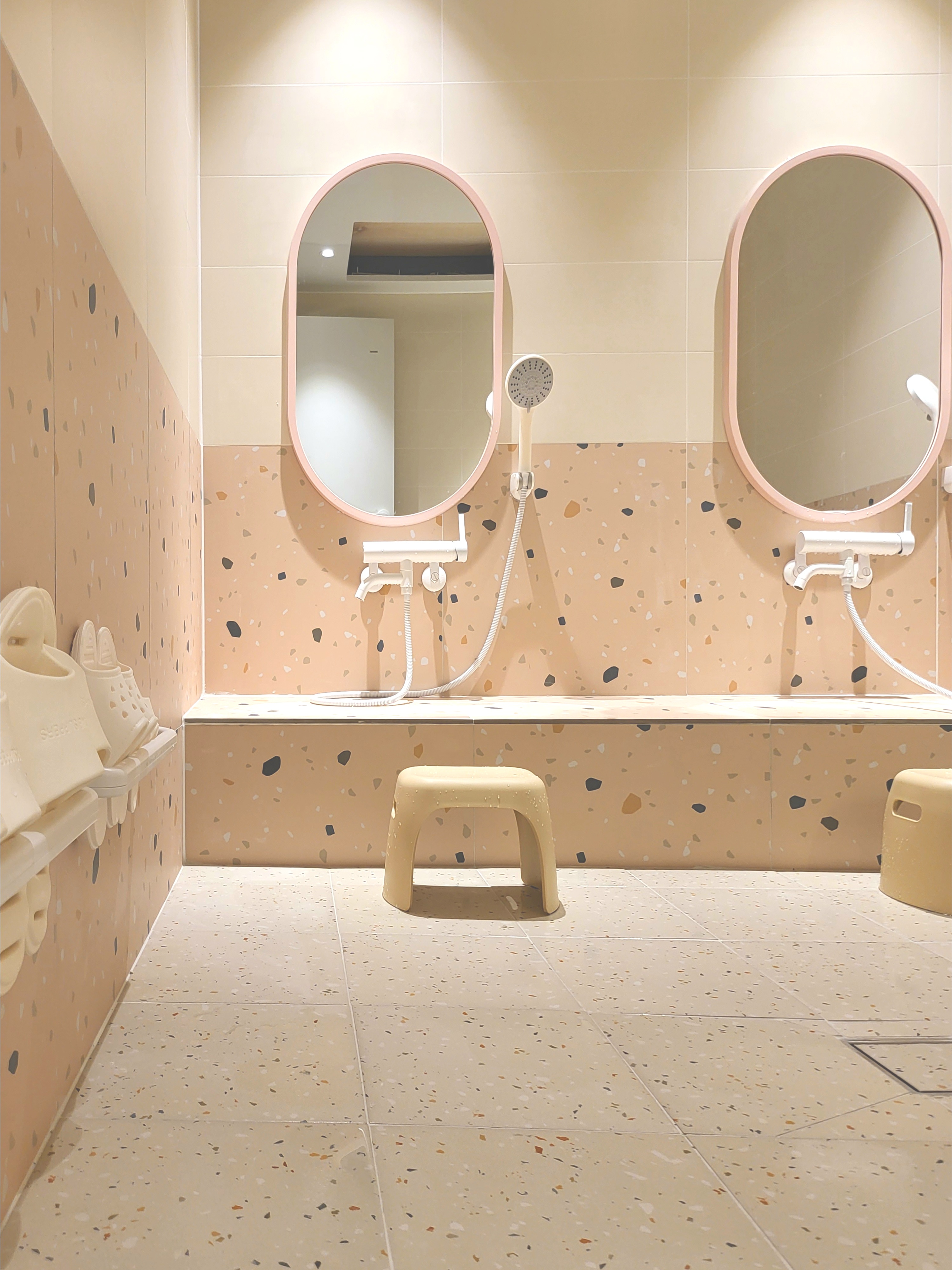 高级 40 平米厨房设计 | 简洁与奢华的完美结合-18