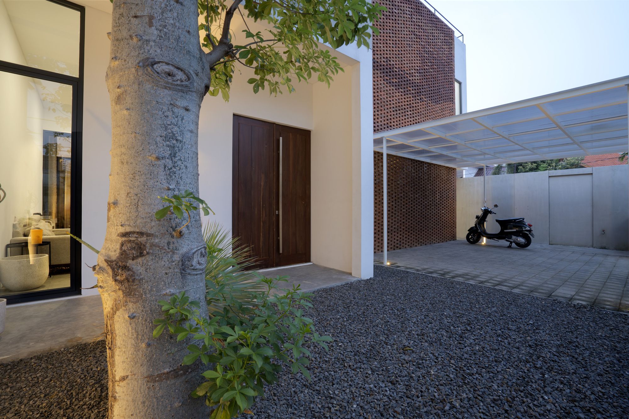 绿意盎然的 Griyoase 住宅丨印度丨Andyrahman Architect-32