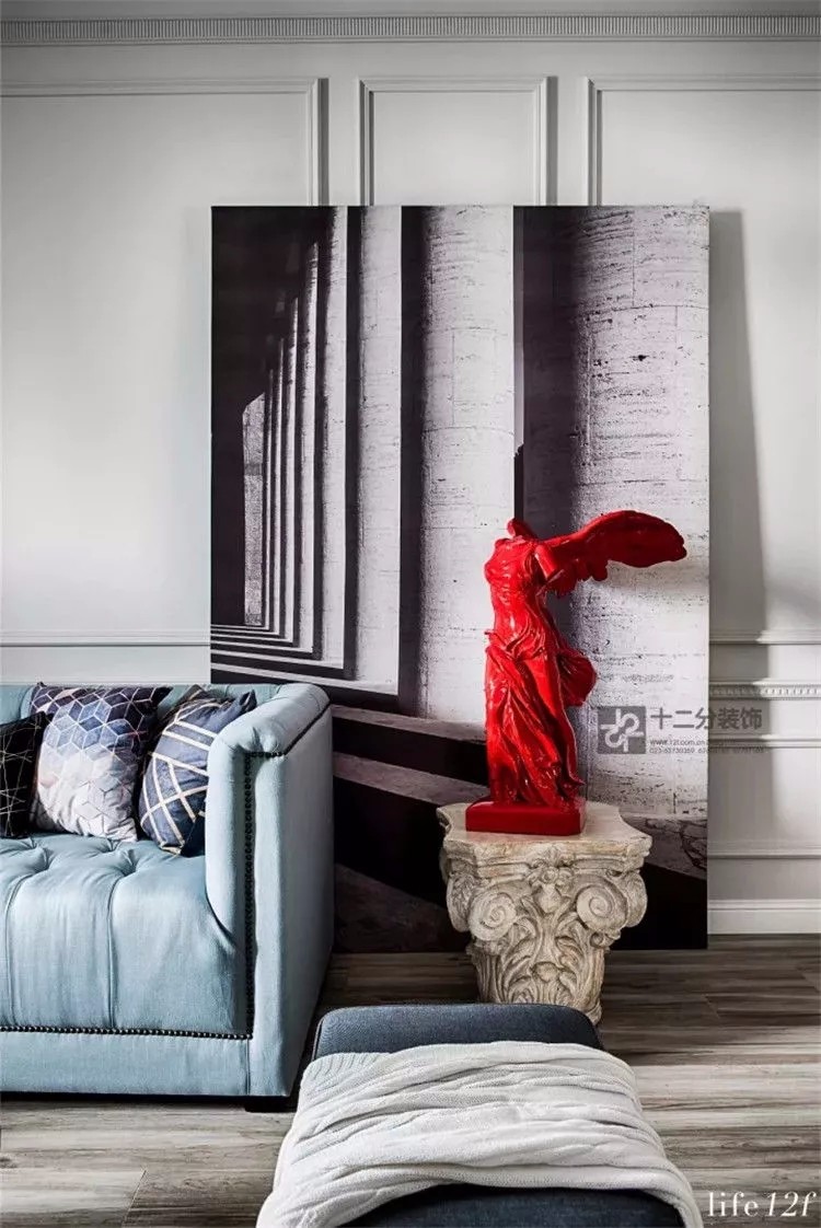 重庆现代风住宅的个性色彩搭配-11