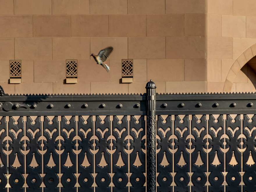 Oman - architecture, people and markets-20