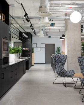 MCS Group 贝尔法斯特办公室设计丨爱尔兰丨Calibro Workspace