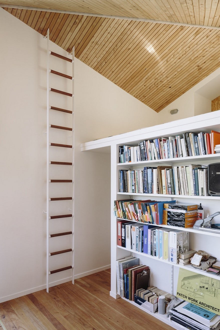 Stealth Bomber Nestled into a Bushy Hillside Site in Inner-City Wellington-21
