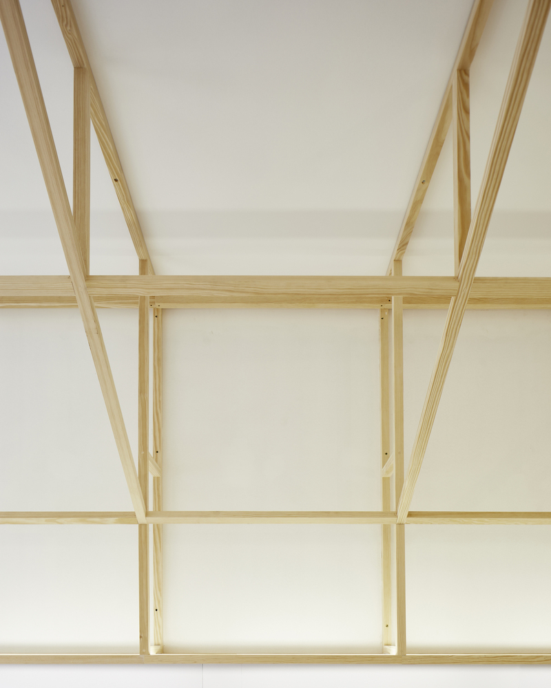 Glam Space Bruno Dias 打造阴郁黑暗女性配饰商店-27