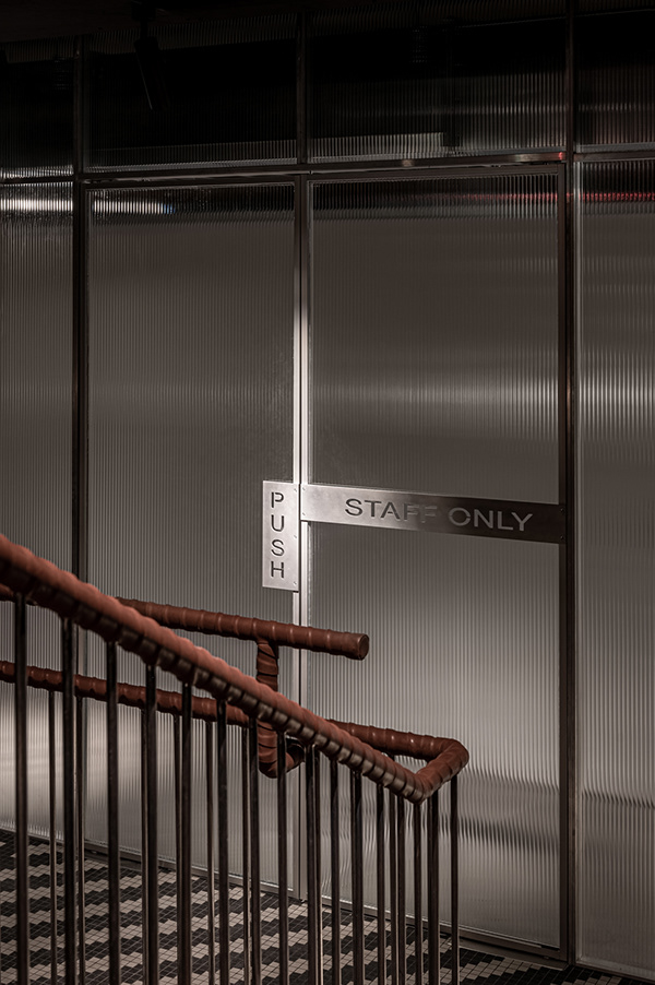 西餐厅丨乌克兰利沃夫丨PRAVDA design-43