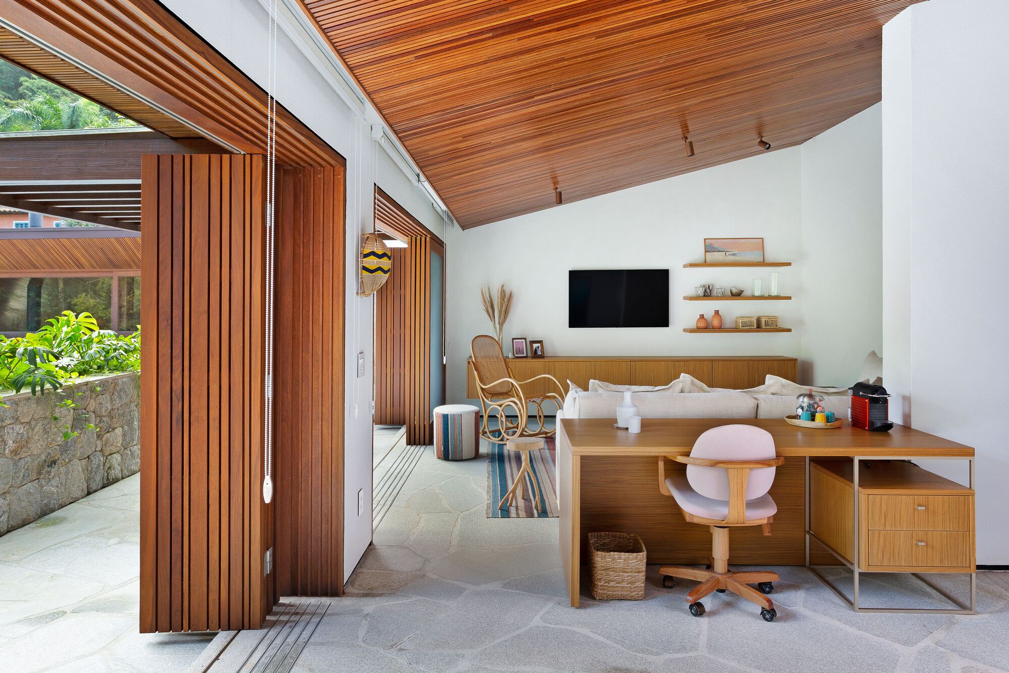 伊波朗加之家丨巴西丨Ana Angrimani Arquitetura-18