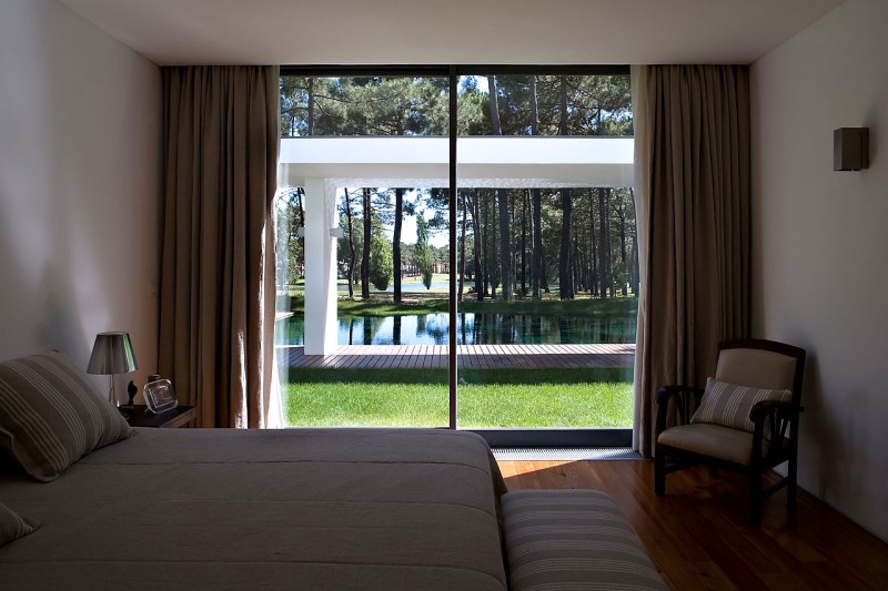 Casa Do Lago by Frederico Valsassina Architects-35