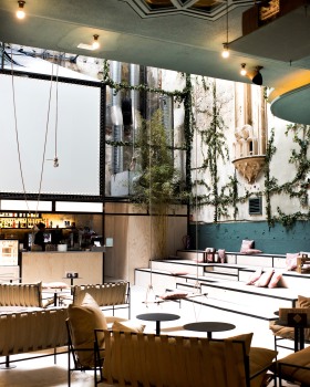 Madrid 历史建筑新生命——Sala Equis 酒吧