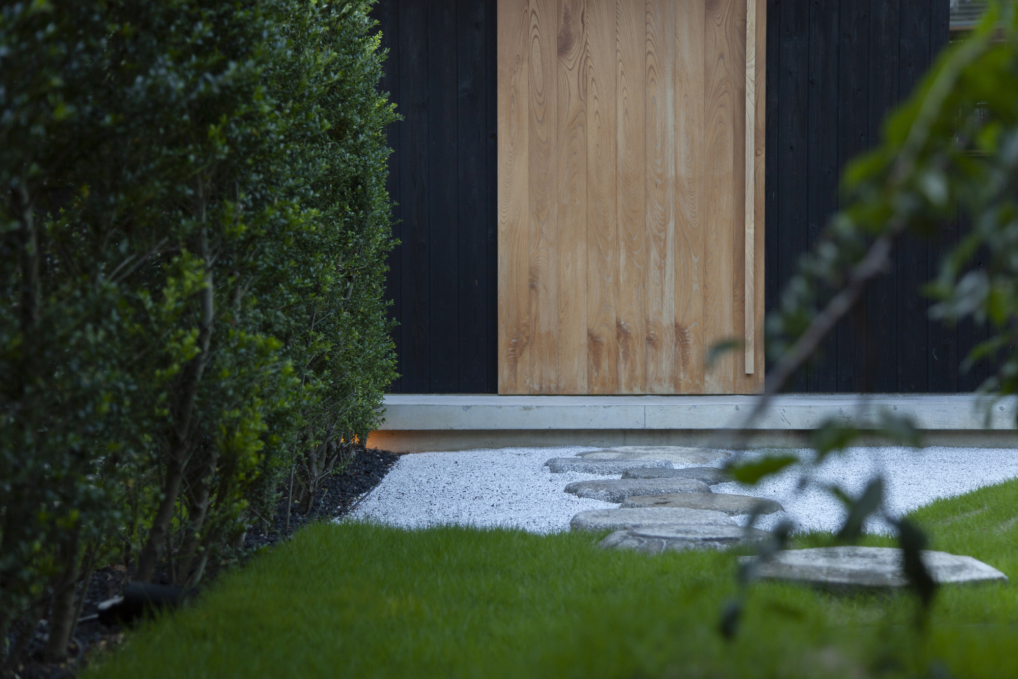 Modern Ryokan Kishi-ke Guest House / G architects studio-50