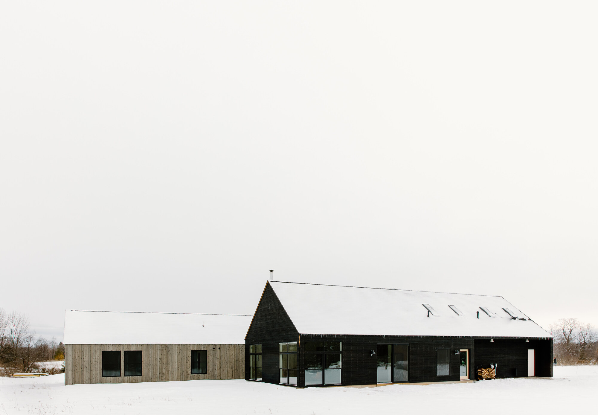 黑色房子丨美国威斯康星丨Nakamoto Forestry-26