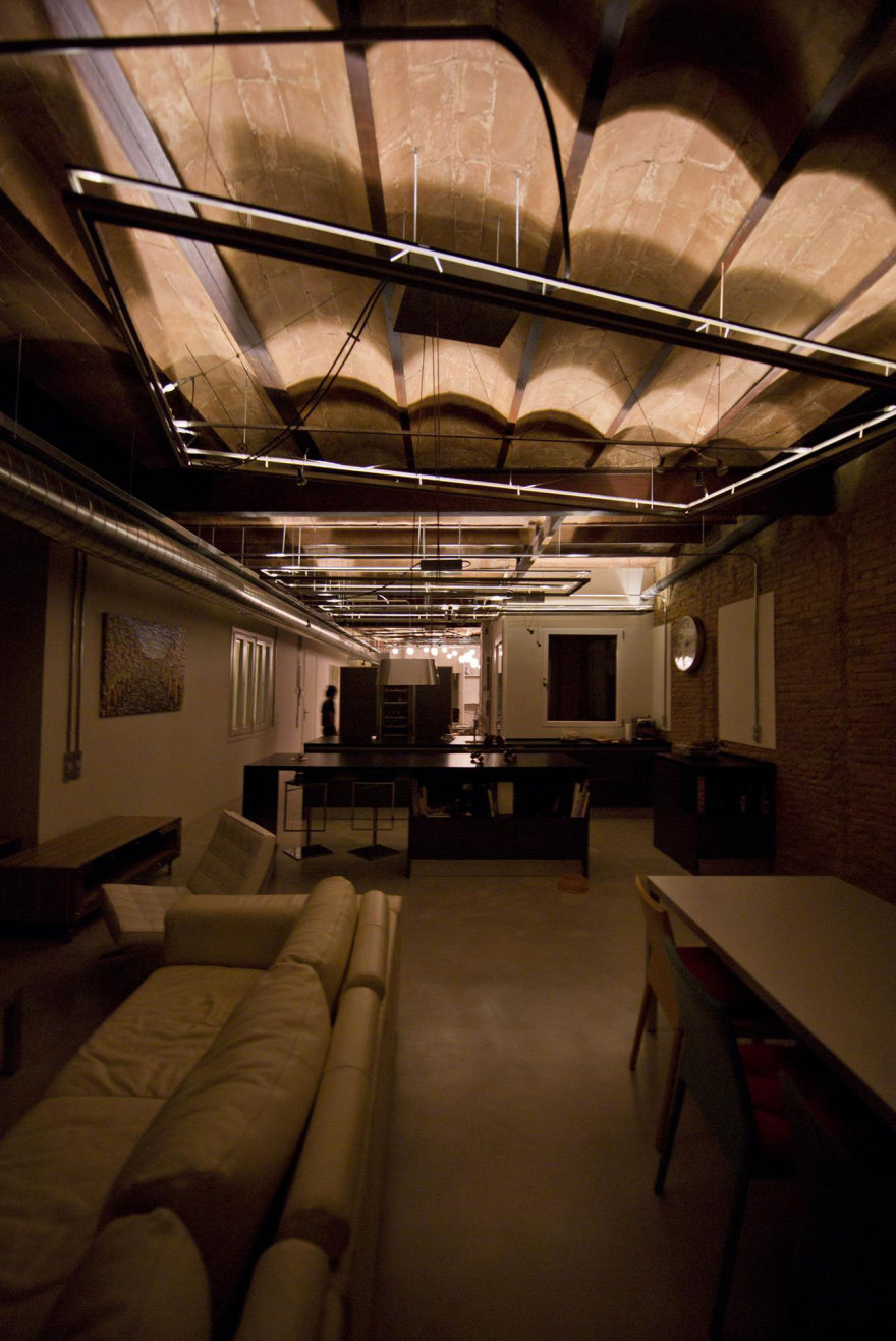 巴塞罗那开放式住宅·TC Interiors 连通器设计-22