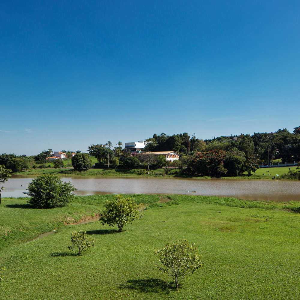 巴西"山谷之家" | 融入自然的私密空间-24