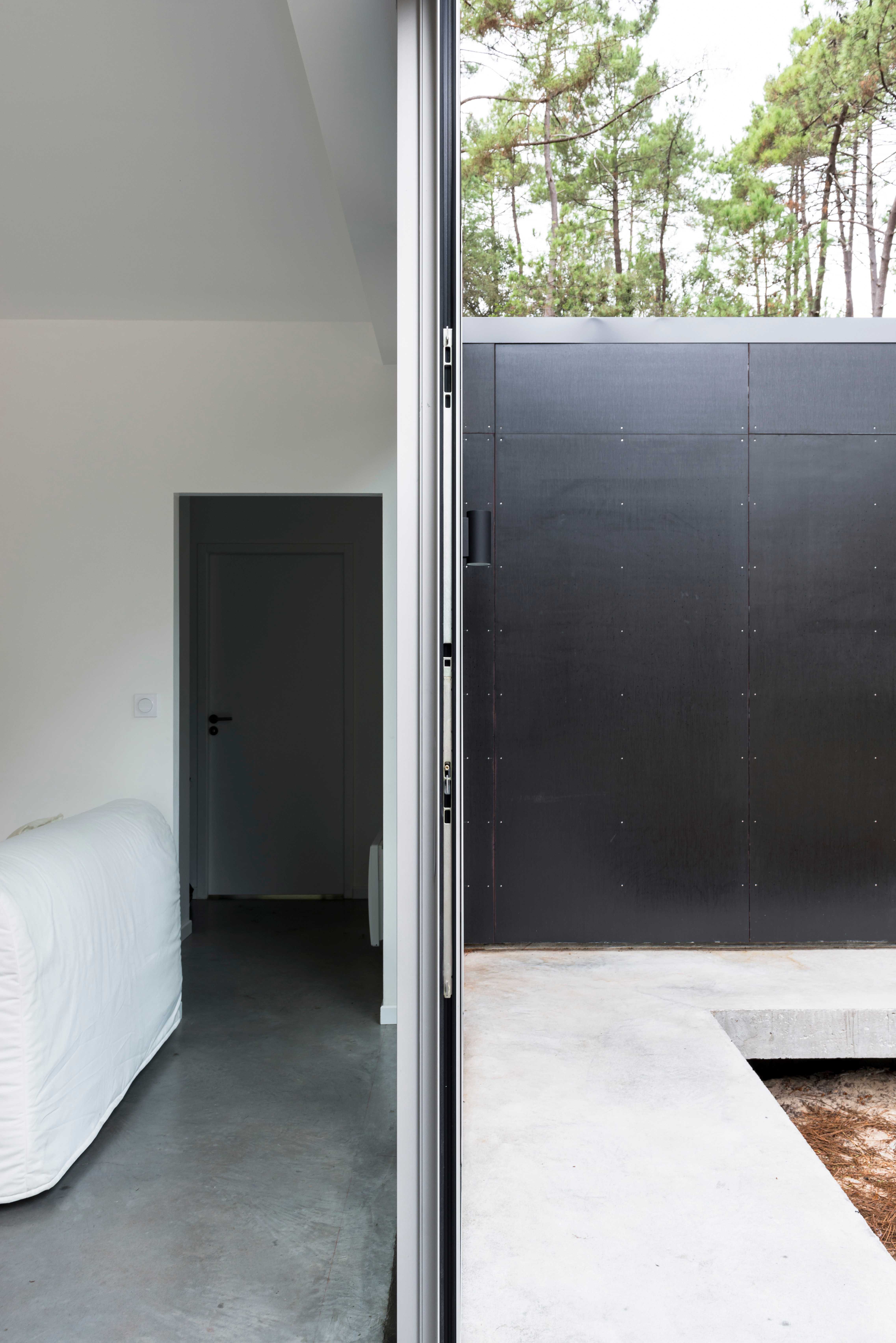 漂浮森林中的度假屋-29