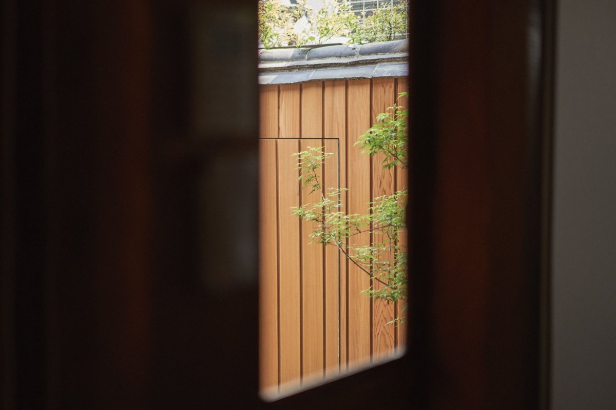 深深庭院逸在其中 首尔Seochon韩式民宿-20