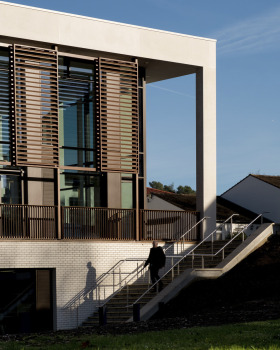 道恩中心（Downe House Murray Centre）