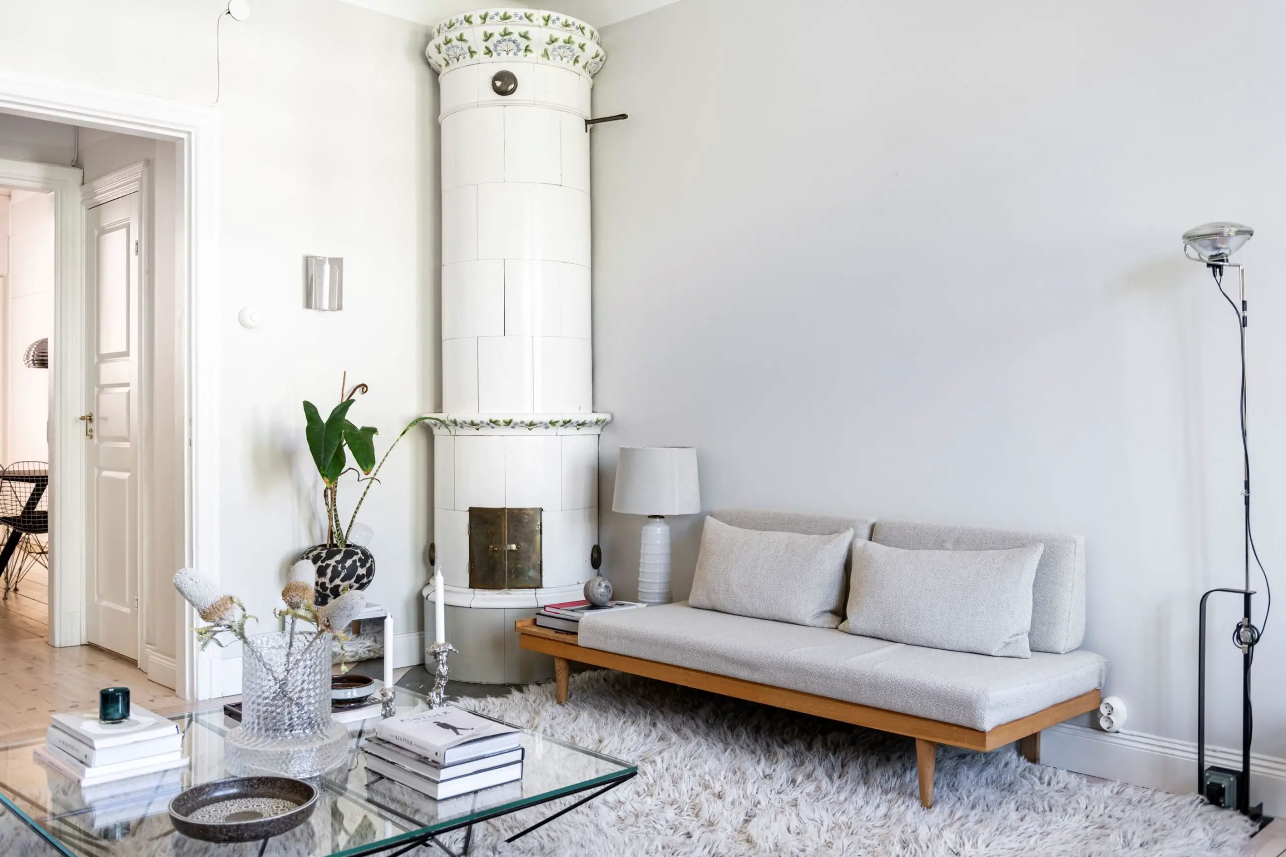 瑞典 69m2 复古两居，尽显设计大师经典之作-3