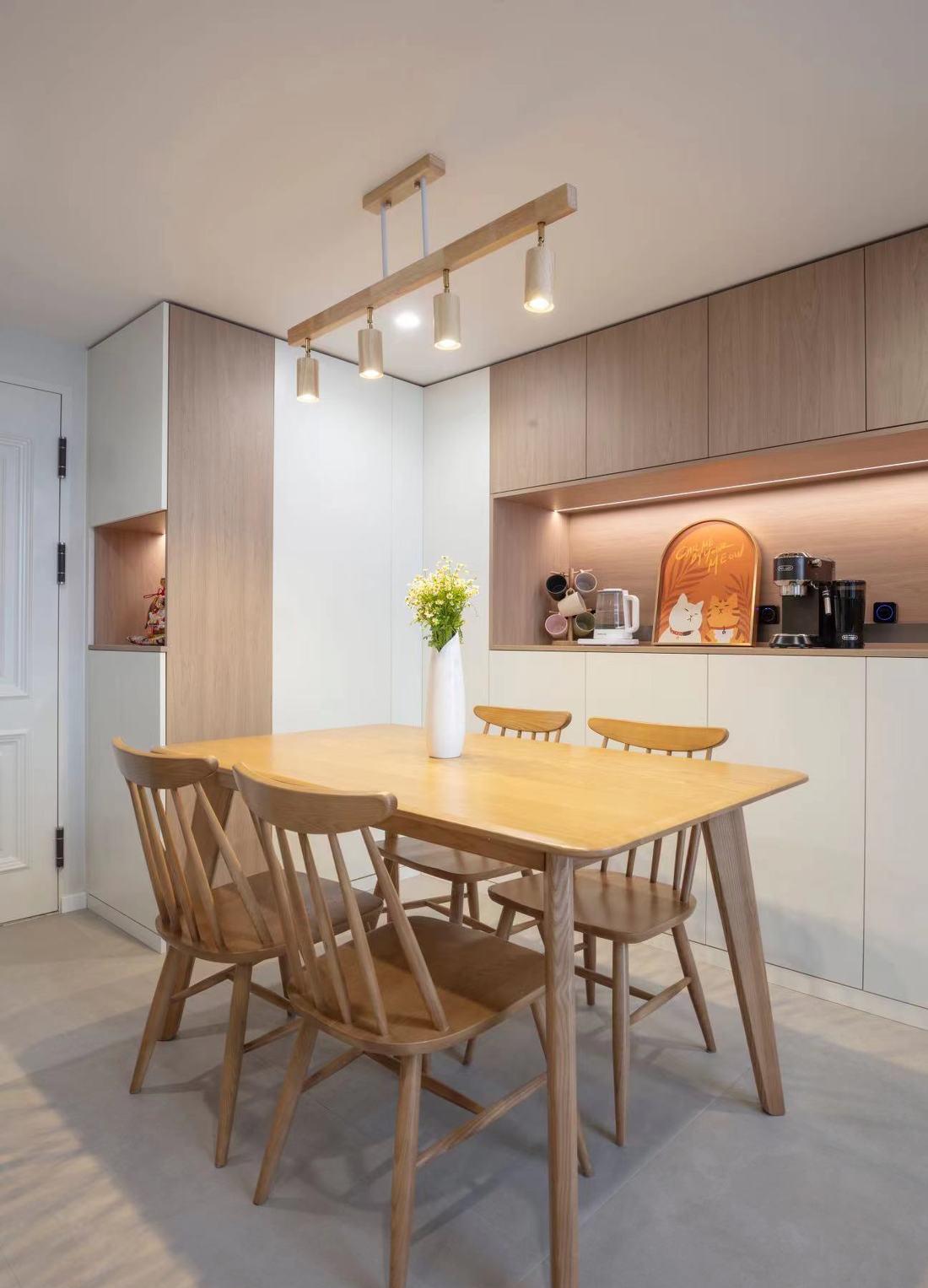 浪漫小夫妻的温馨婚房 | 简约原木与奶白系的完美融合-28