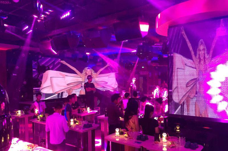 海南昌江呀诺达复古文艺酒吧-20