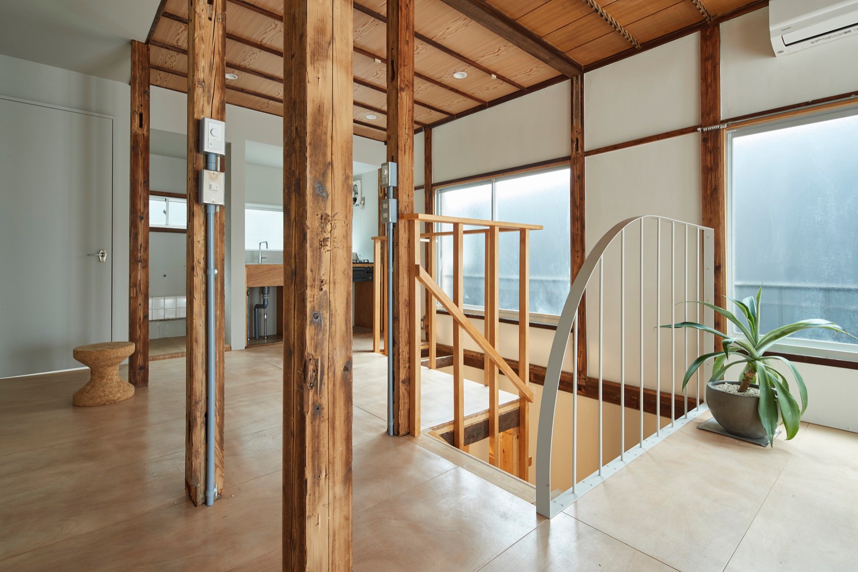 荒川之家,东京 / ROOVICE-115