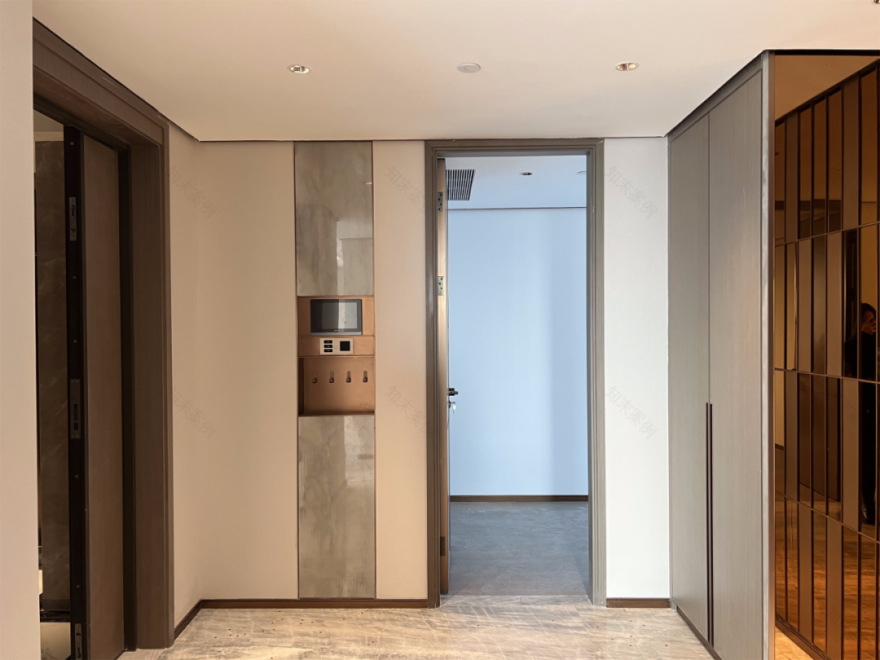 得间设计丨精装改法式婚房,将时光浸润在260㎡的质感新居里-41